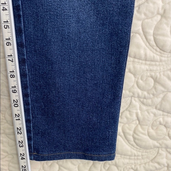R Jeans The Vintage Blue 31Petite Mid Rise Straight Leg - Picture 8 of 9